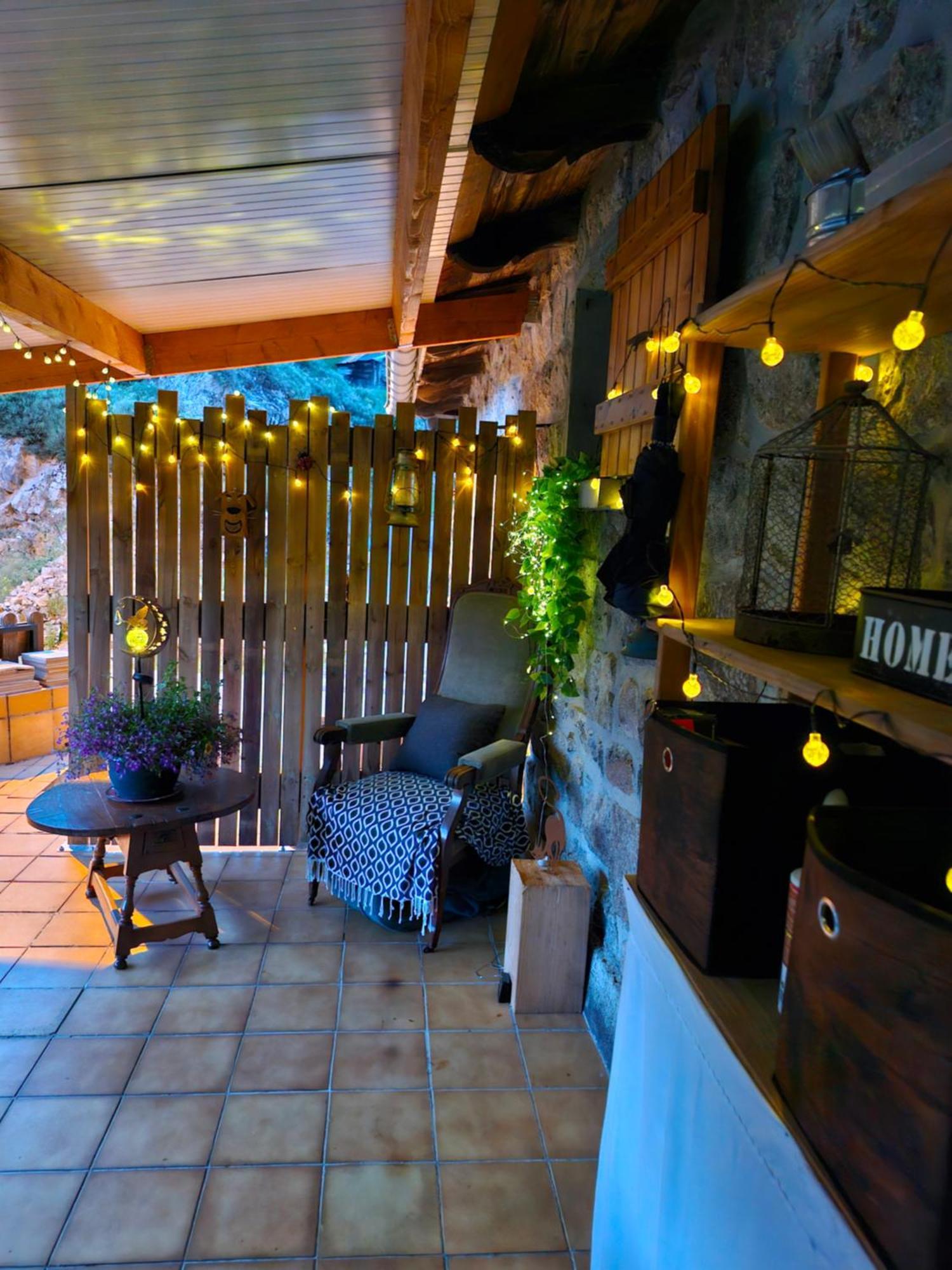 La Cabane Des Lucioles Saint-Julien-Boutieres Экстерьер фото
